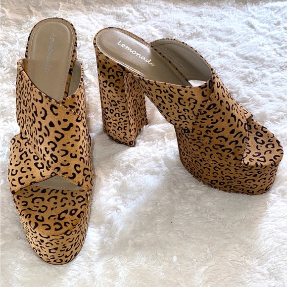 🐆YAYA PLATFORM HEELS🐆 - Picture 2 of 9